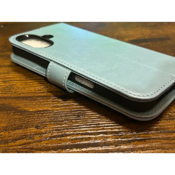 OCase iPhone 16 Wallet Case - Picture 8 of 9